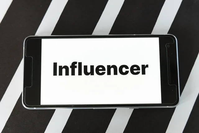 mockup, screen, smartphone, website, blog, word, influencer, brand, branding, marketing, instagram, youtube, facebook, group, community, network, communication, social, connection, platform, internet, influencer, influencer, influencer, influencer, influencer. What shapes UK Instagram sponsorship quotes?