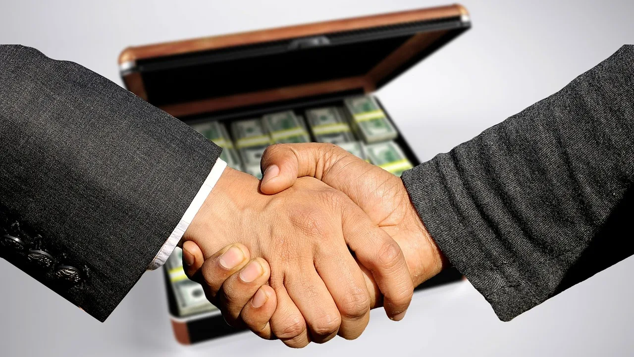 conclusion of contract, handshake, trade, business, profit, black money, control, treasury, sale, to buy, selling, commercial, shopping, money case, currency, money, contract, dollar, shaking hands, handshake, handshake, selling, selling, selling, selling, selling