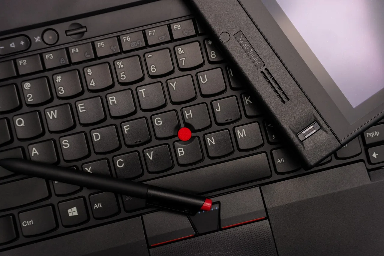 laptop, computer, keyboard, notebook, technology, device, modern, equipment, button, workplace, office, work, pen, stylus, tablet
